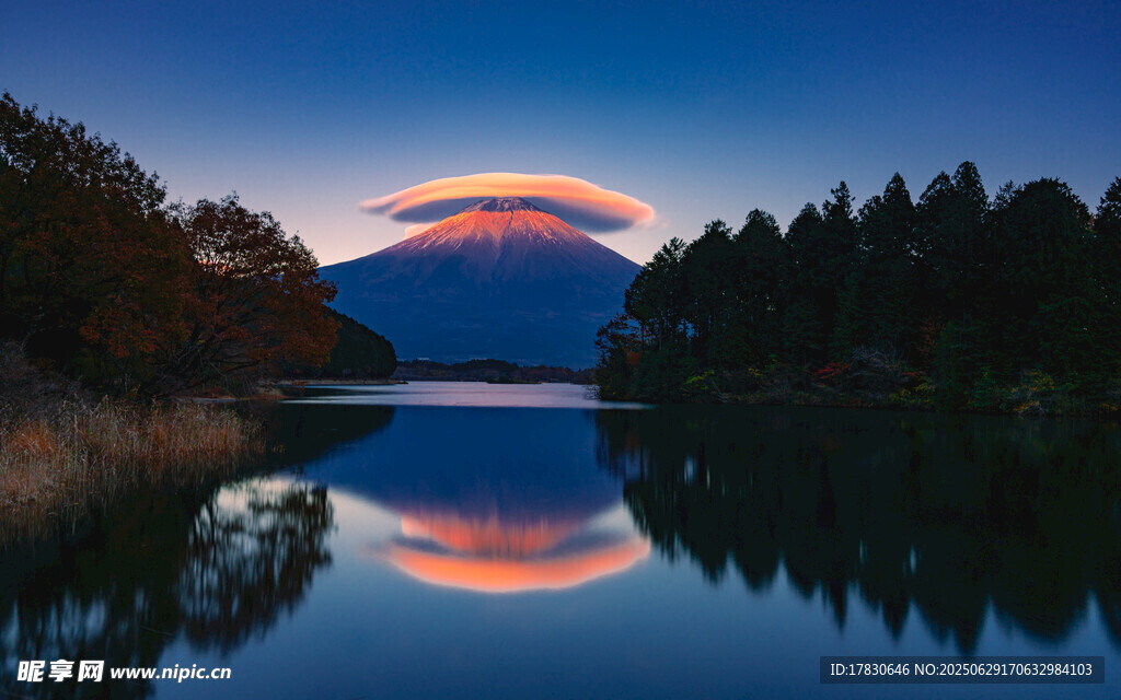 日本富士山照片