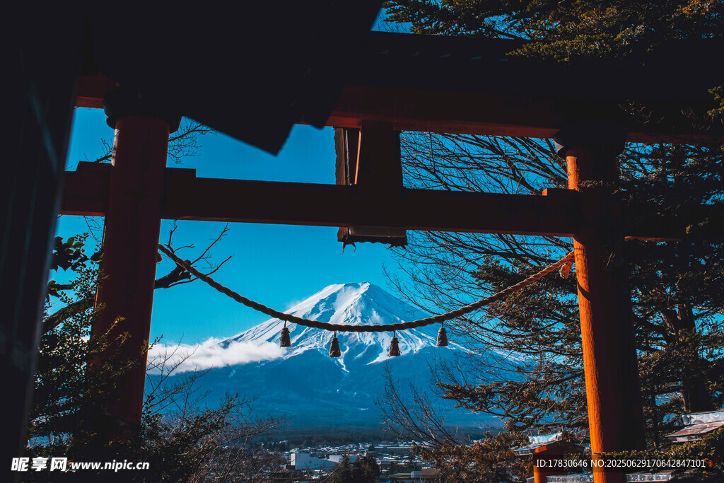 日本富士山照片