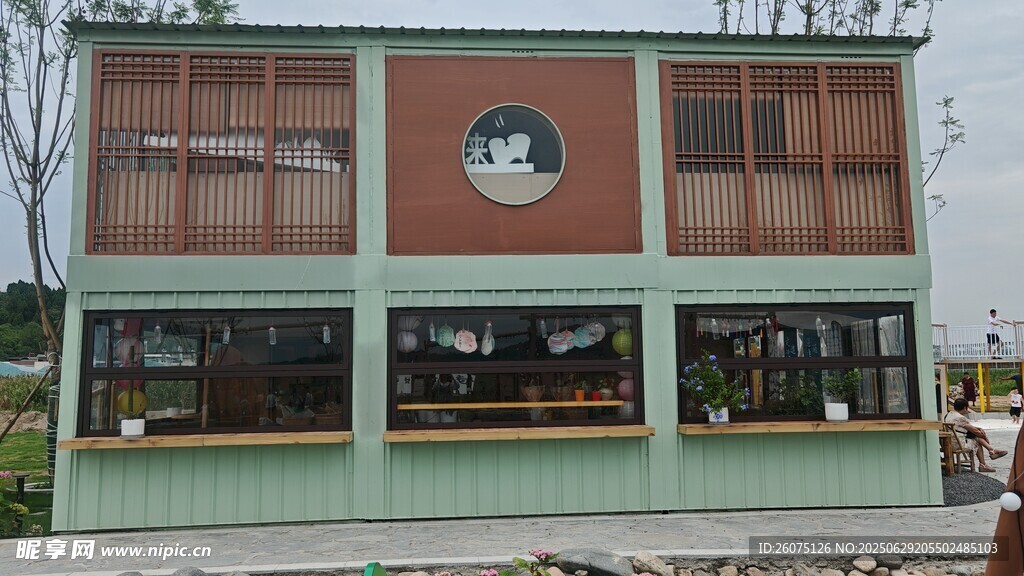 街边特色小店