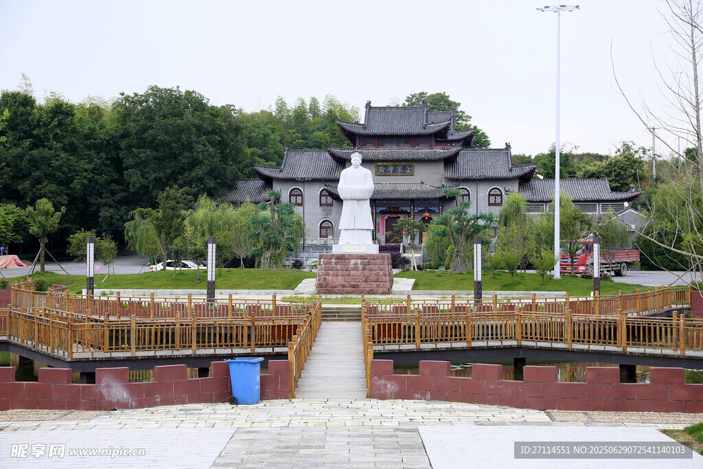 梁子湖张裕钊牌坊景观