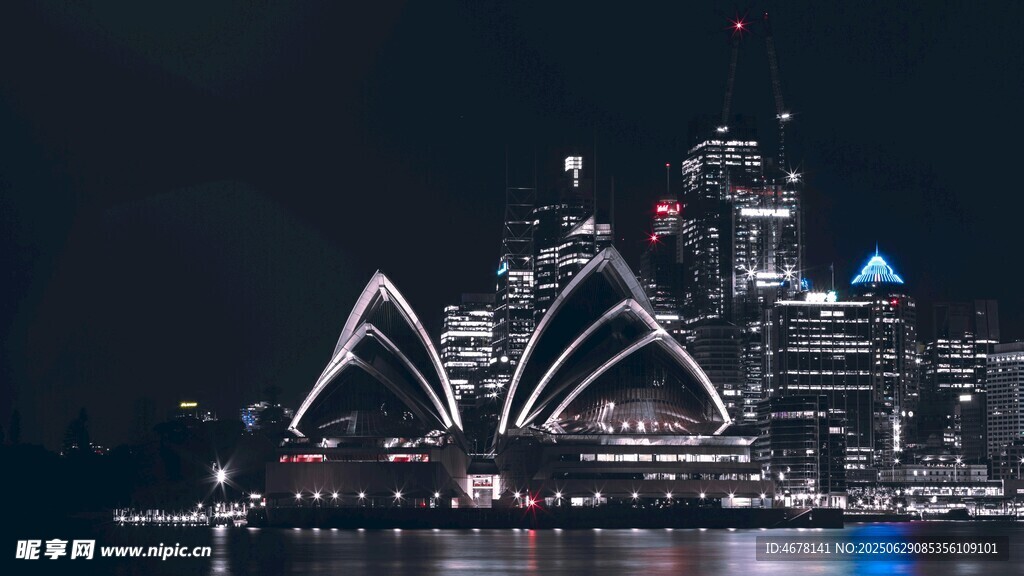 悉尼歌剧院夜景璀璨