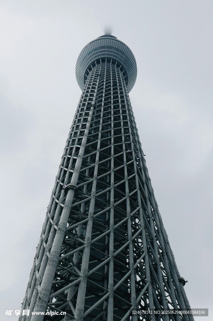 东京晴空塔仰视景观