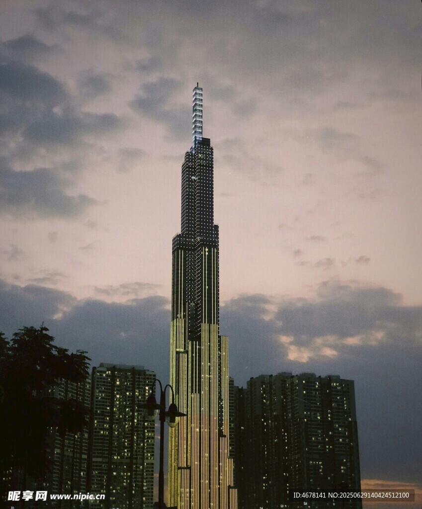 摩天大楼矗立黄昏天际