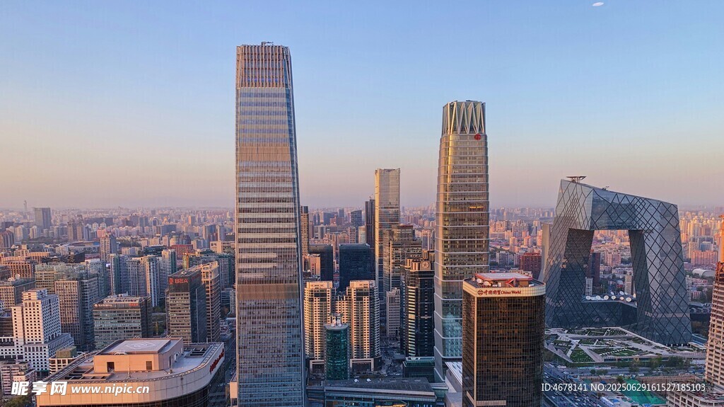 都市天际线高楼林立景观