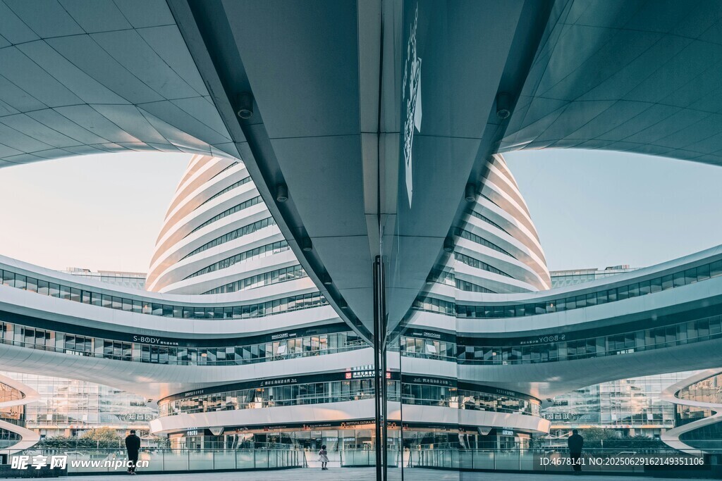 现代建筑外观独特景观