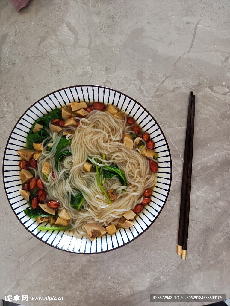 一碗美味米线