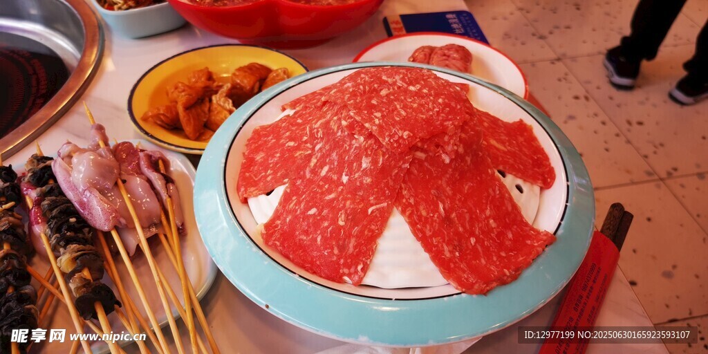 诱人火锅食材与串串