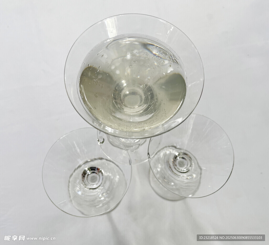 酒杯