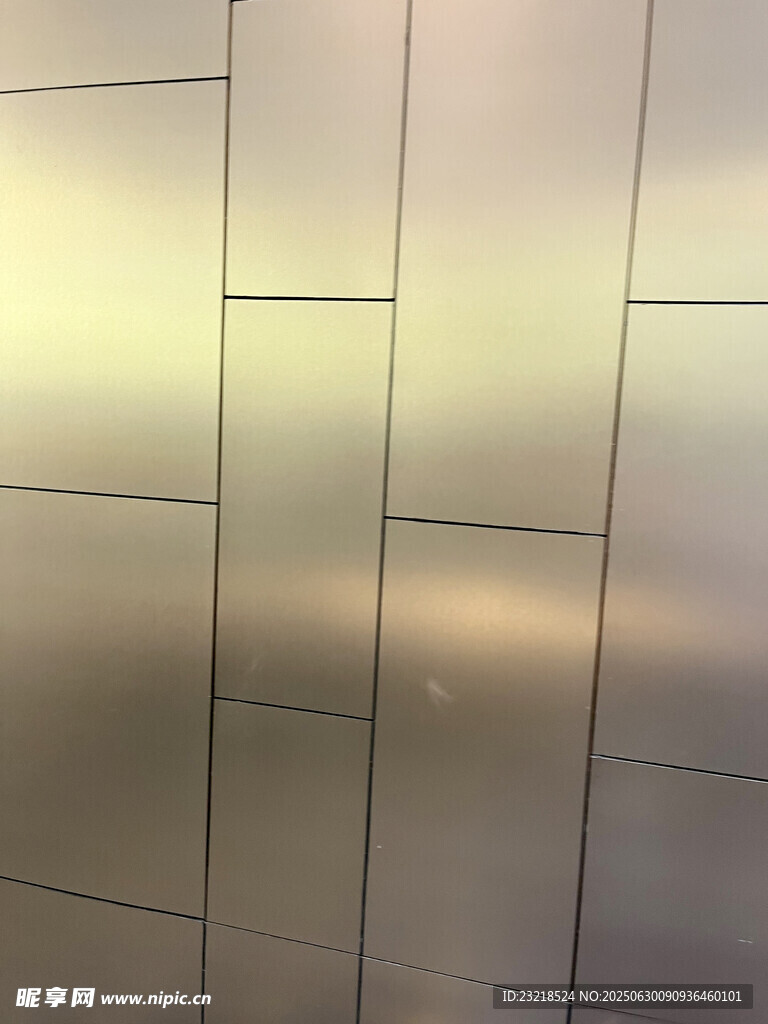 金属质感