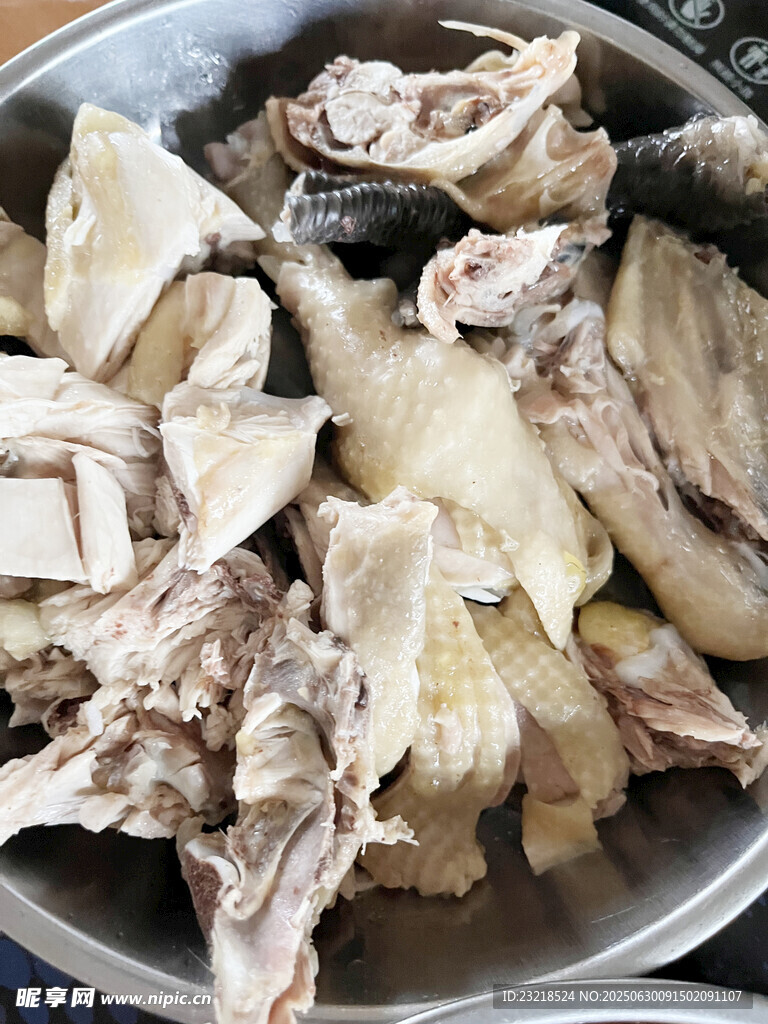 鸡肉碎块