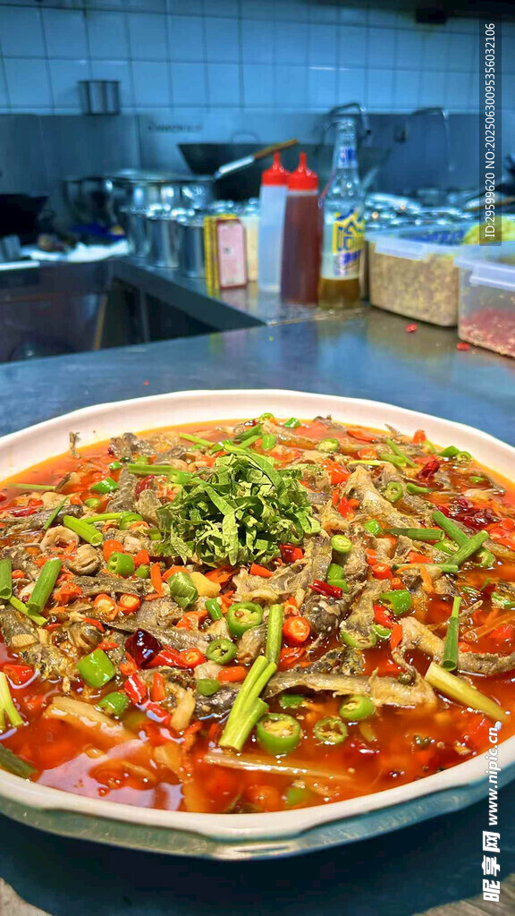 麻辣鲜香的特色水煮鱼
