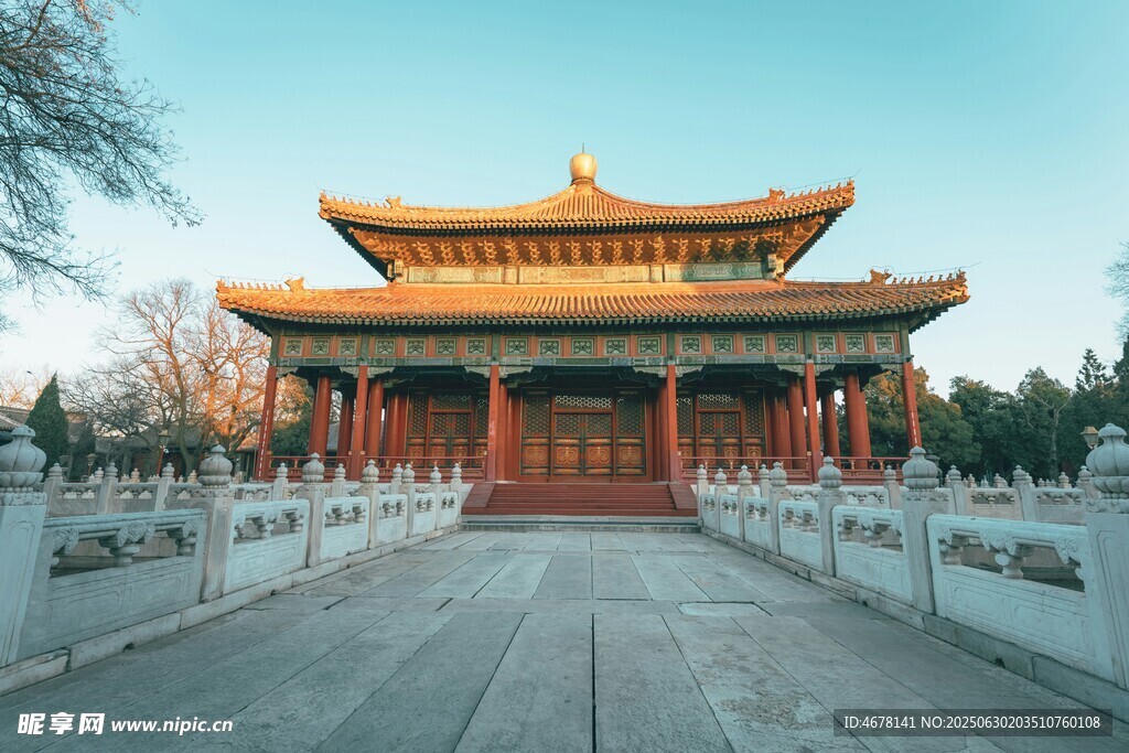 中式古建筑尽显古典韵味