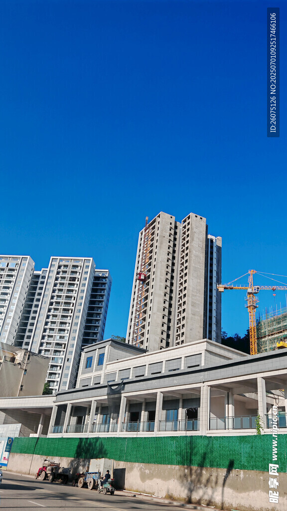 城市在建高楼建筑群