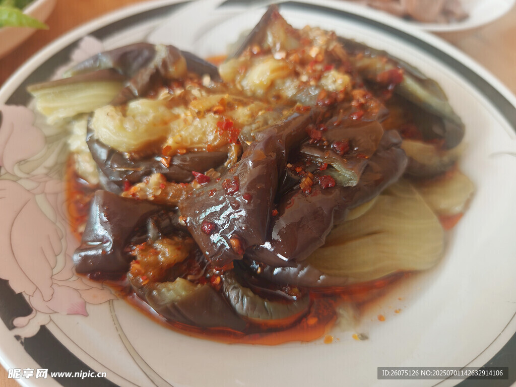 美味蒜蓉蒸茄子