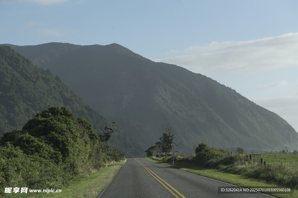山间公路风景