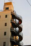 独特螺旋楼梯建筑外观