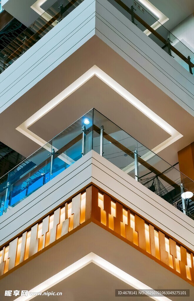 现代建筑内部多层空间结构