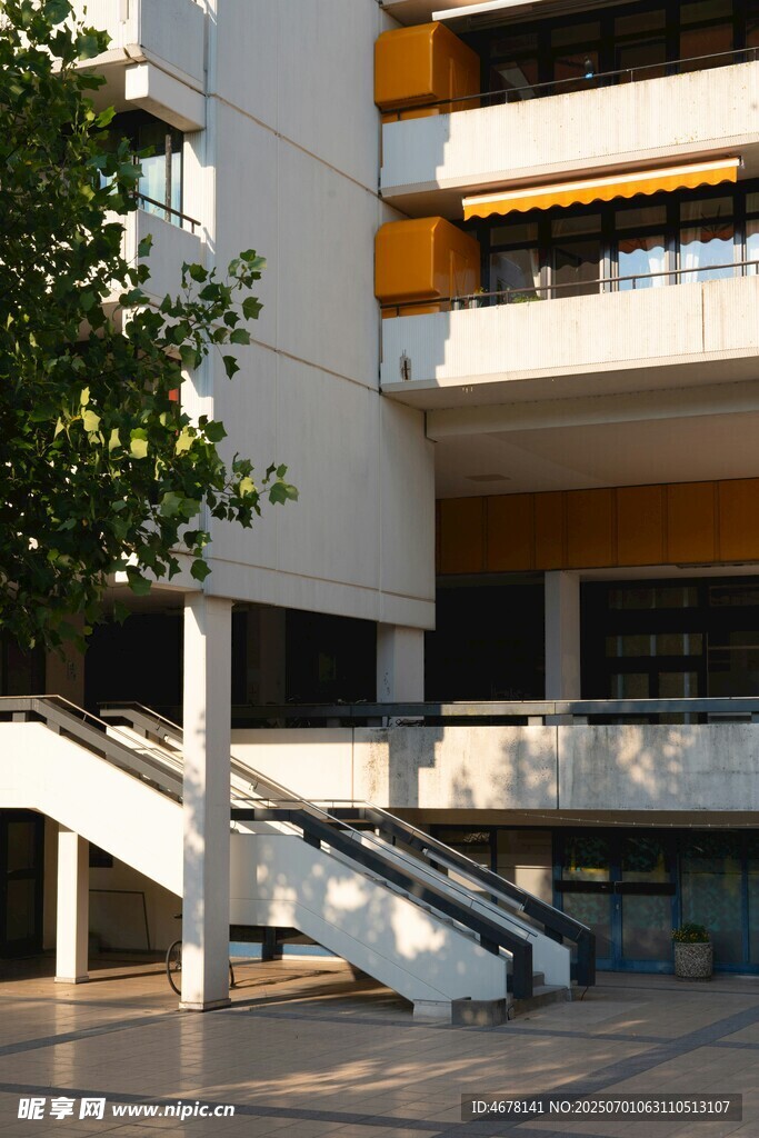 现代建筑户外楼梯景观
