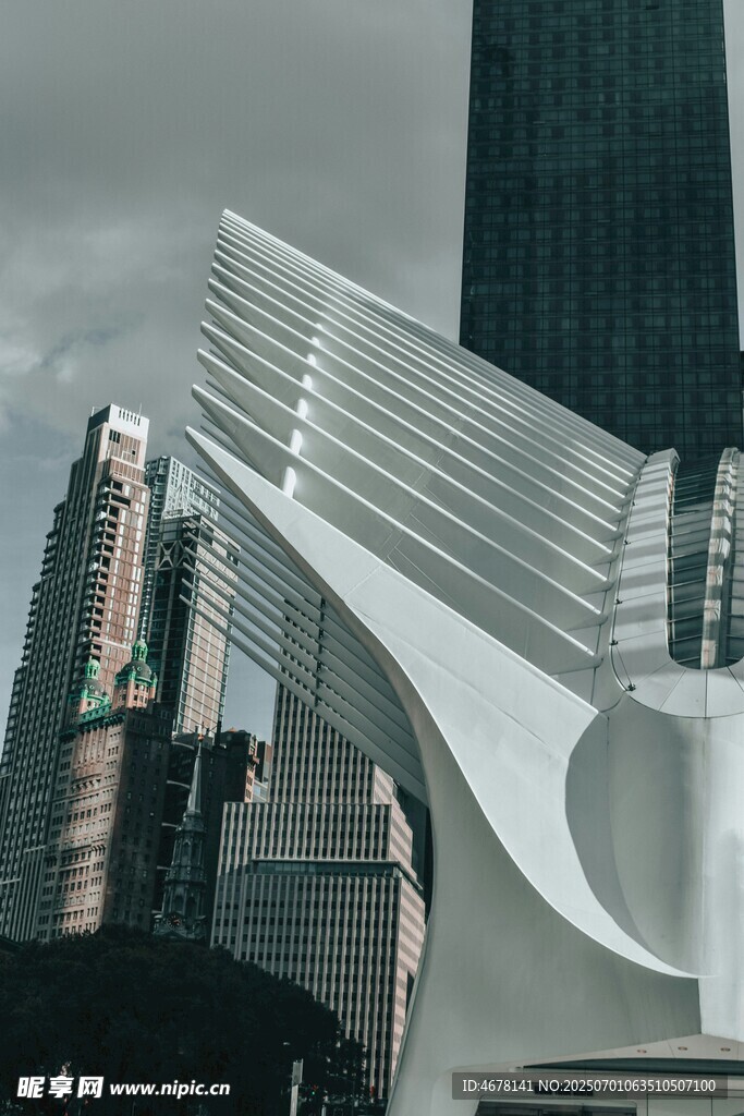 现代城市中的独特建筑景观