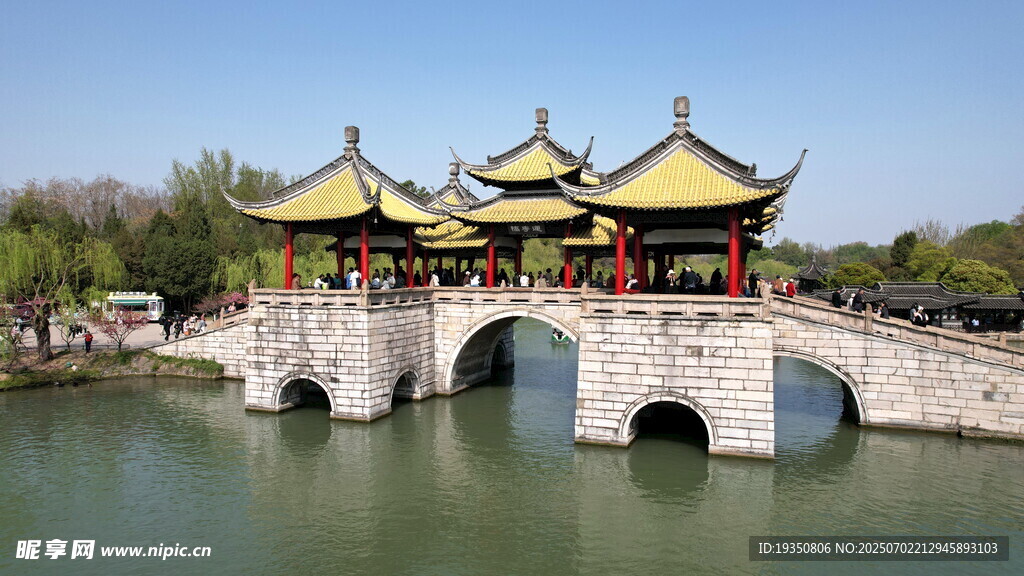 扬州瘦西湖五亭桥风景