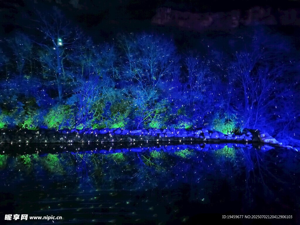 云台山夜景