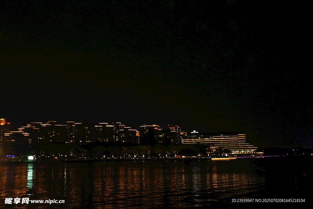 苏州金鸡湖夜景