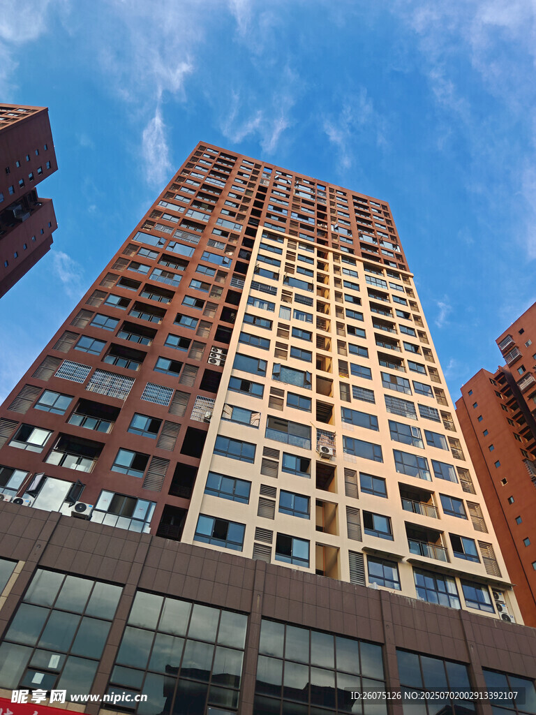 高层住宅楼外观景观