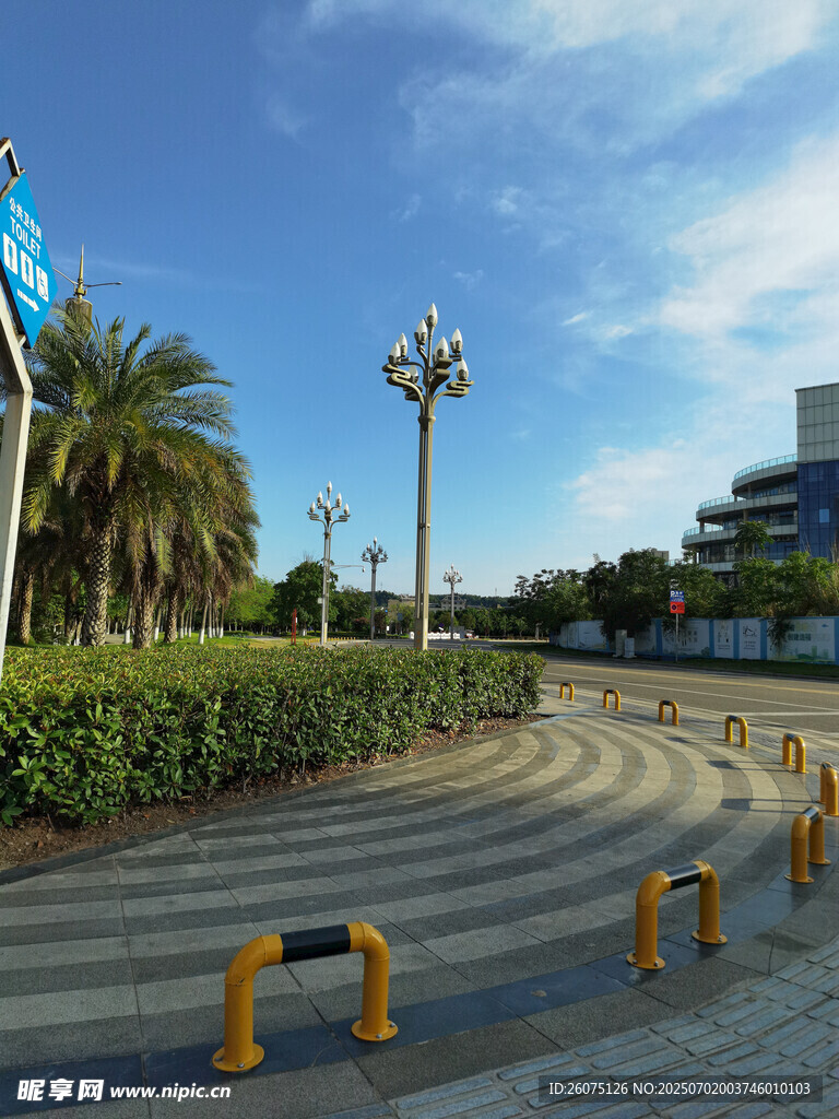 城市户外整洁的停车区域