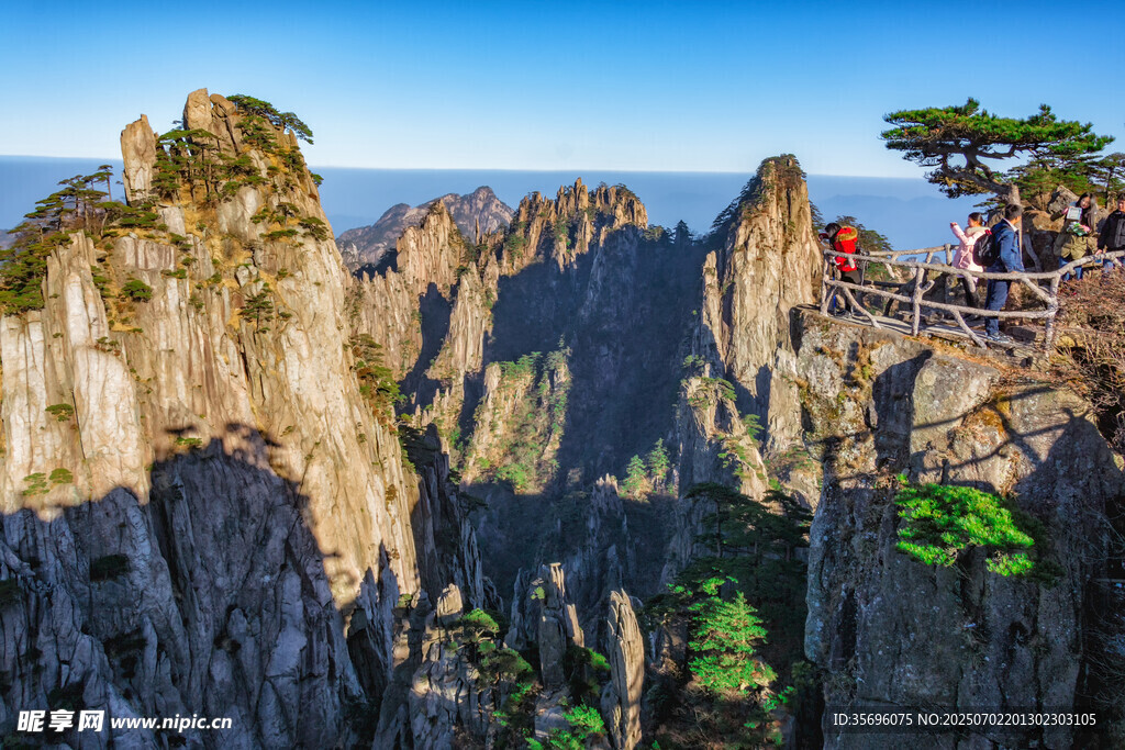 黄山奇峰美景