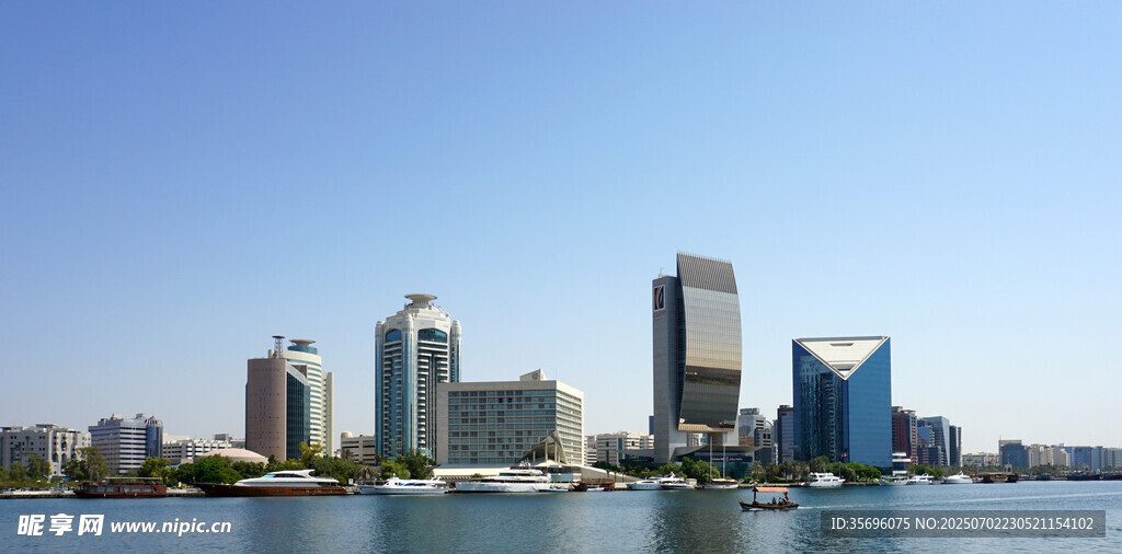 城市滨水天际线景观