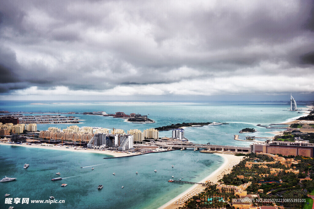 海滨城市美丽风光俯瞰