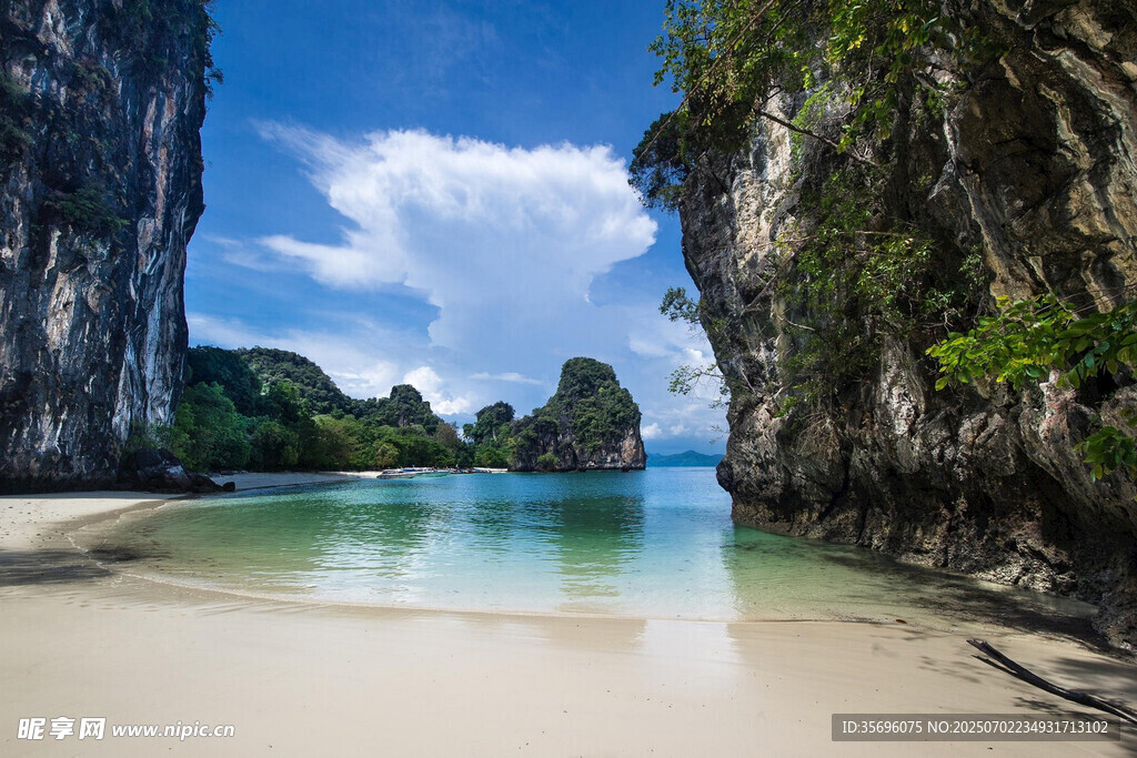 美丽海湾的自然景致