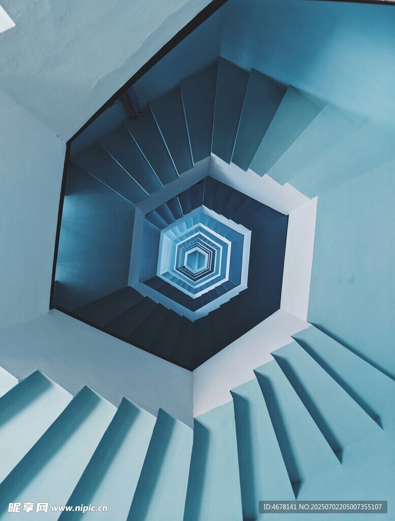 六边形螺旋楼梯建筑景观