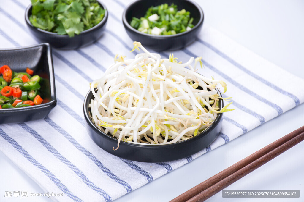 新鲜豆芽