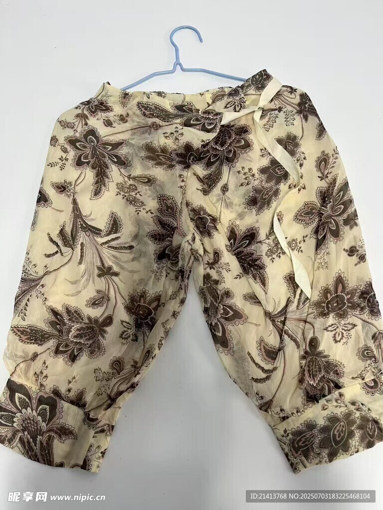 花卉图案休闲风七分裤