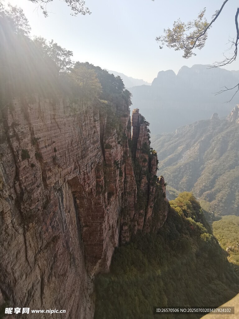 壮丽悬崖景观