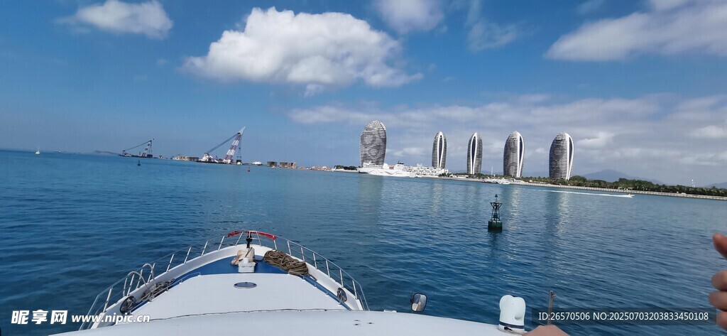 海上游艇风景
