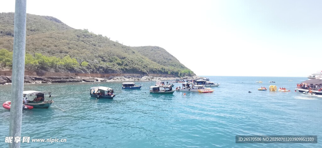 海上渔村风光