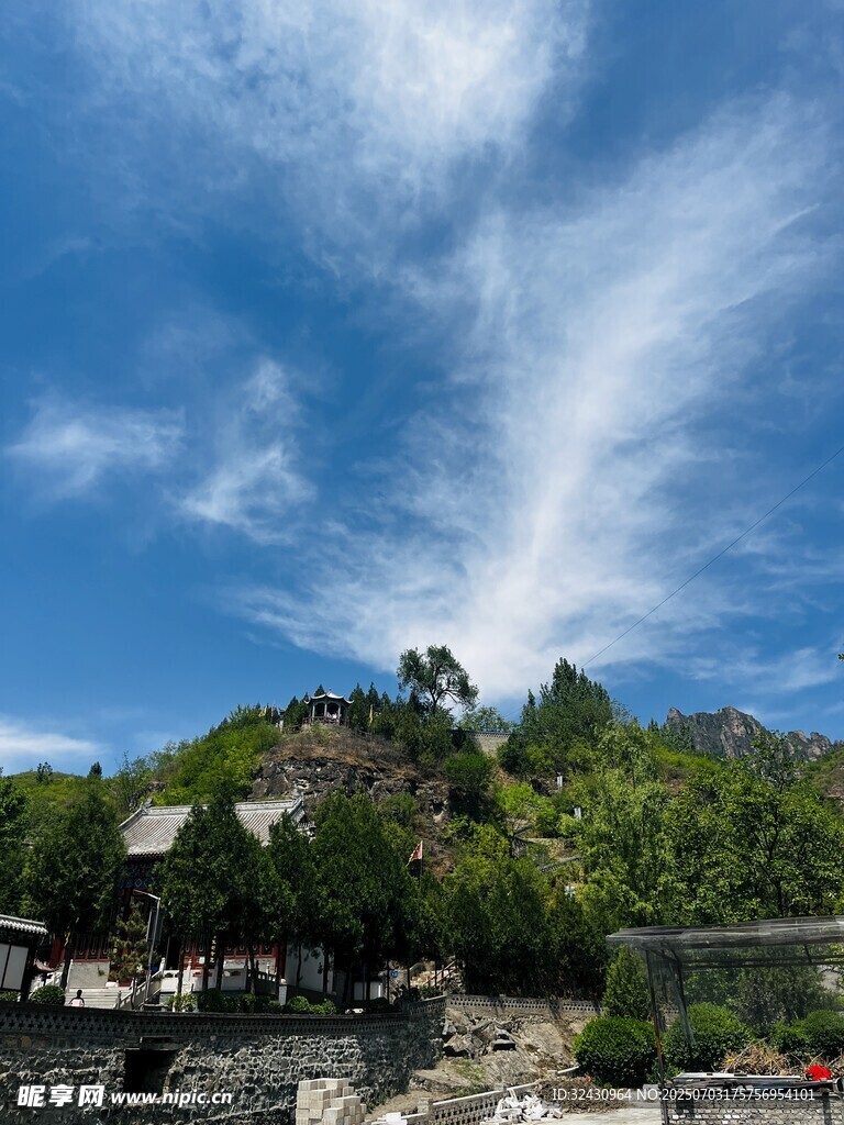 山间美景