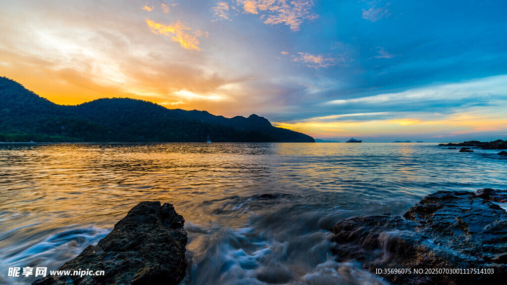 海边日落美景