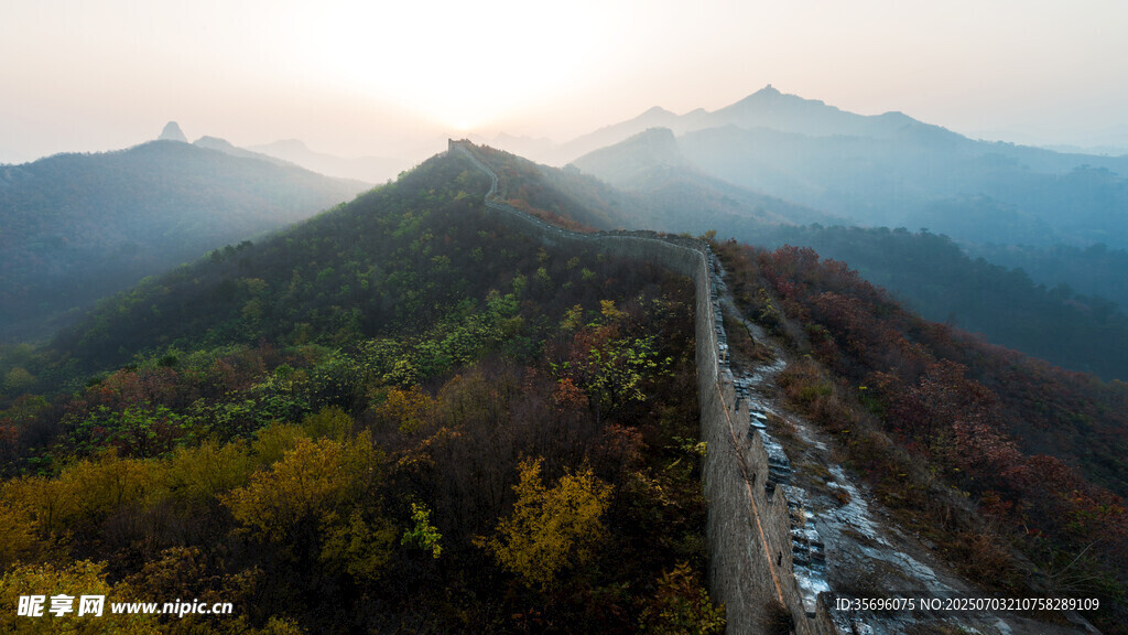 山间公路美景