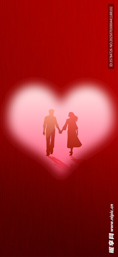 心形光影中的浪漫老夫妻