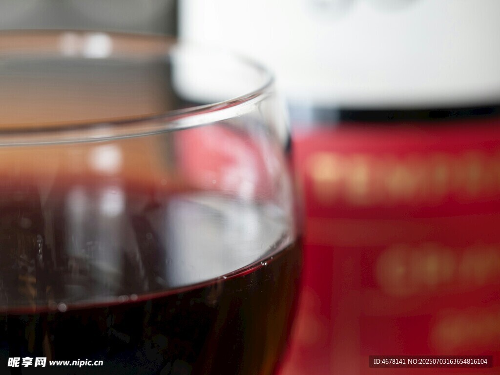 一杯红酒特写