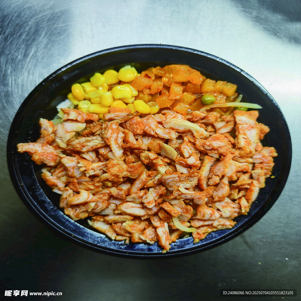 美味鸡肉拌饭