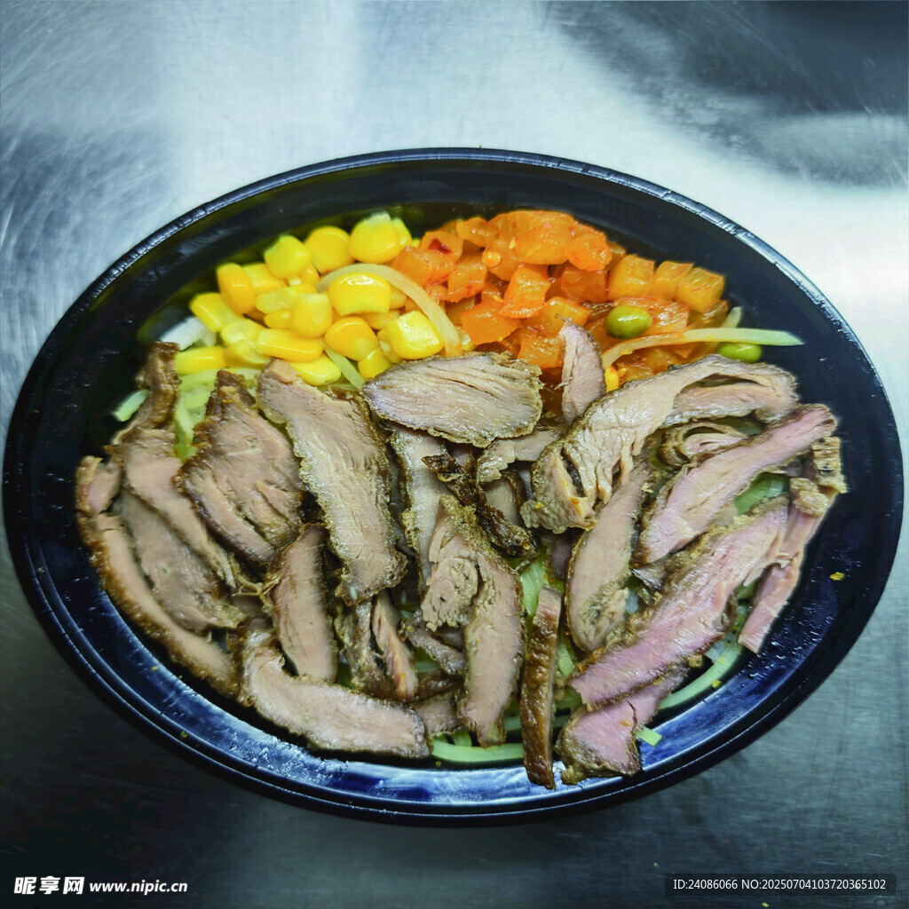 鸡排拌饭