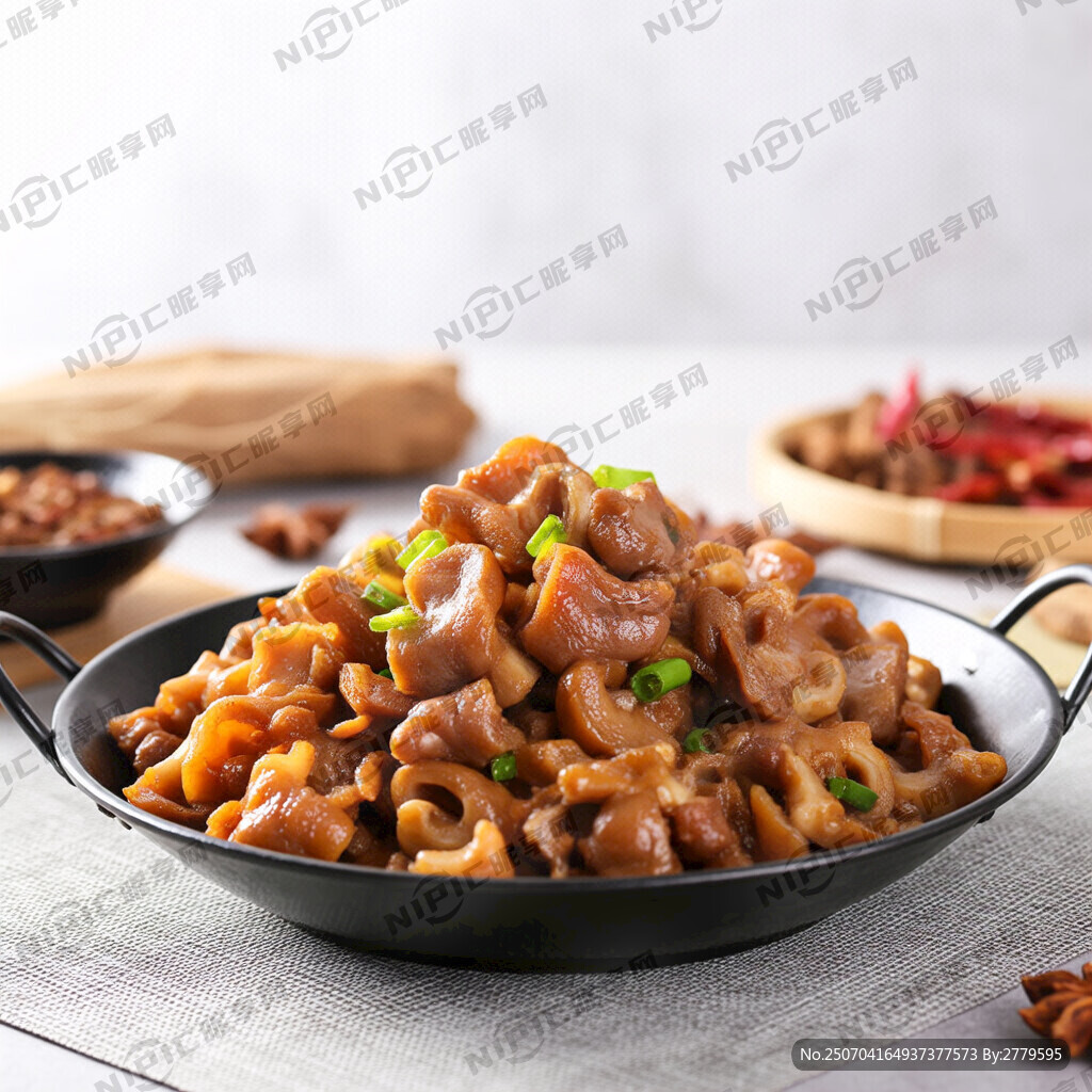 牛嘴巴干锅 炒的 切小一点