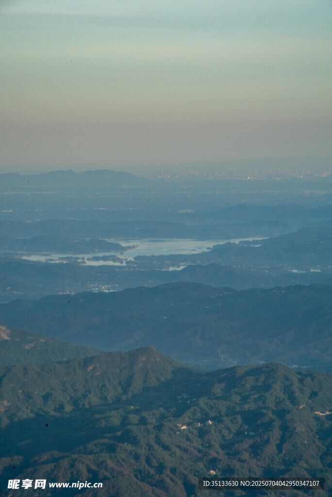 远山风光
