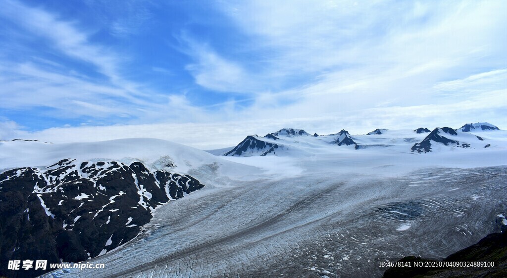 壮丽雪山冰川景观