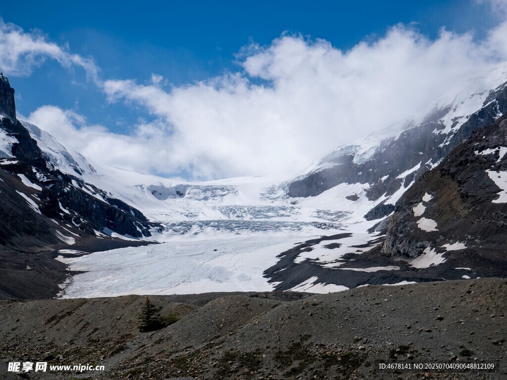 壮丽雪山冰川景观