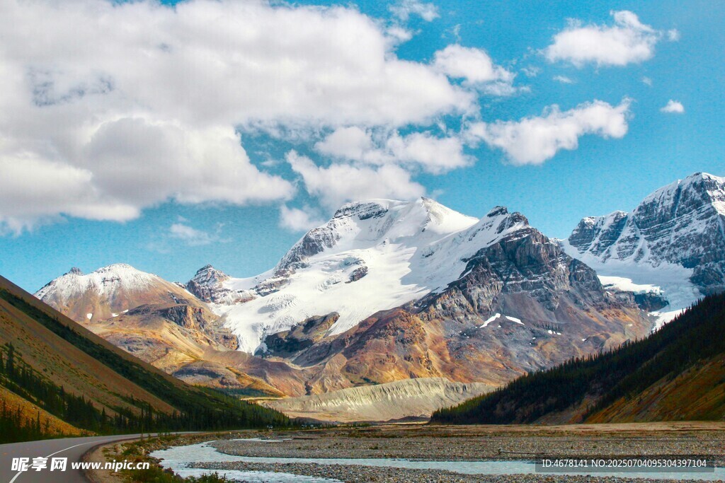 雪山公路美景